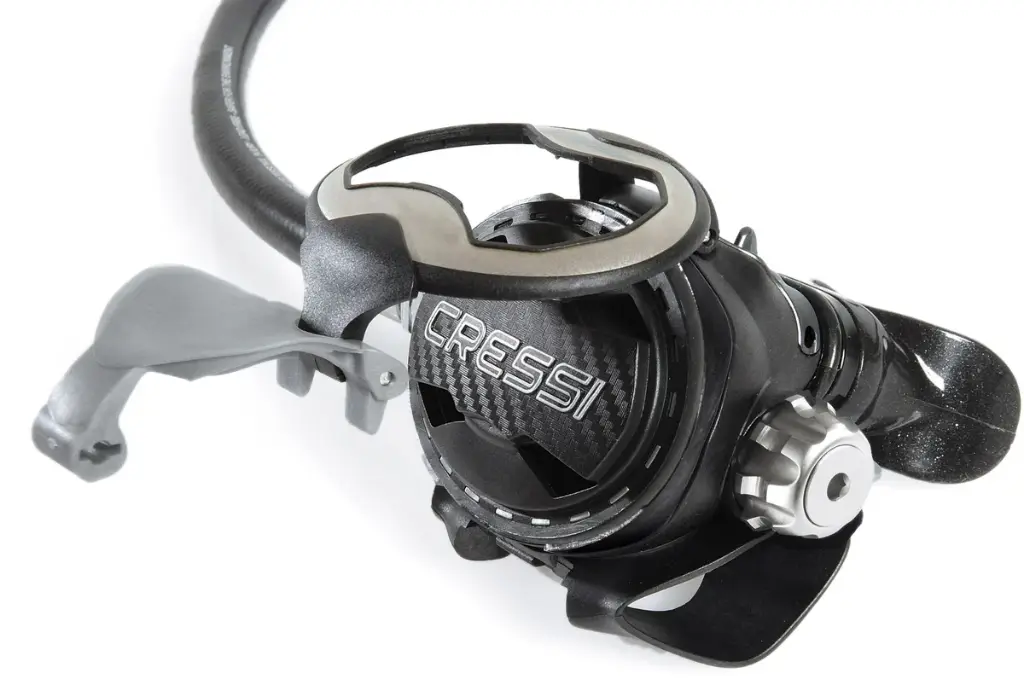 Cressi T10-Sc Pvd + Master Regulator